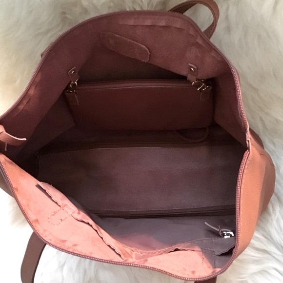 JOY 100% Pebbled Leather Lightweight Durable Tote - Picture 3 of 4